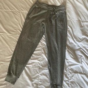 Gray athletic sweatpants size small (4-6)